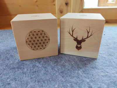 Zirben Würfel mit Motive